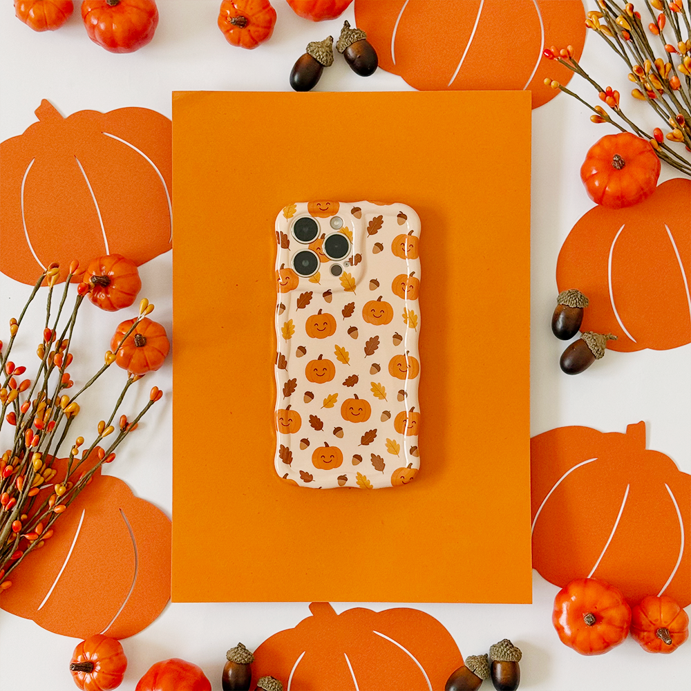 Wavy Phone Case - Cute Pumpkins
